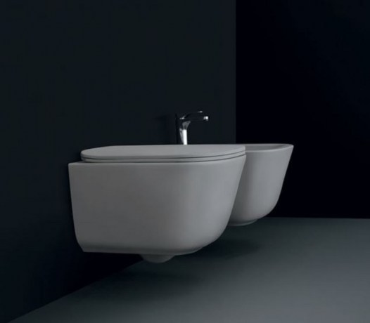 Coppia sanitari sospesi moderni Wc senza brida Tribeca kerasan ceramica bianca